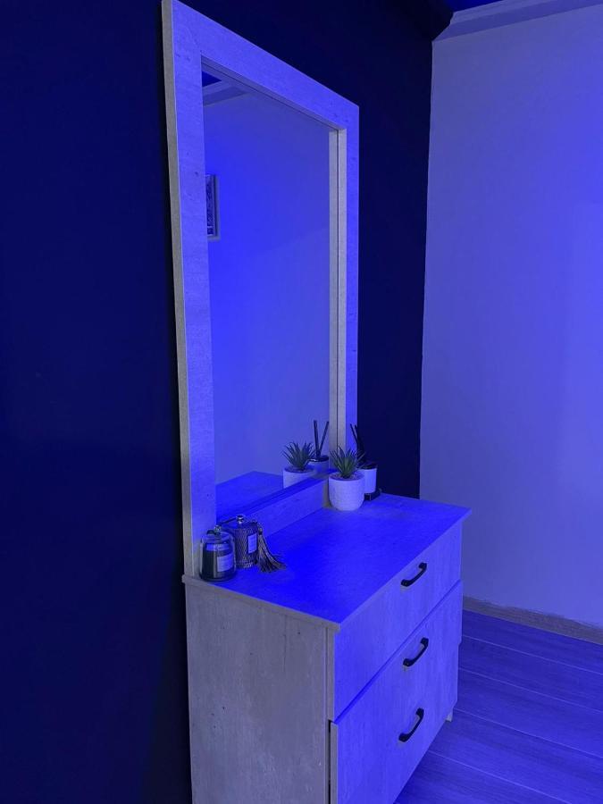 חדרי לייבל Label Rooms Blue & Red Tiberias Exterior foto